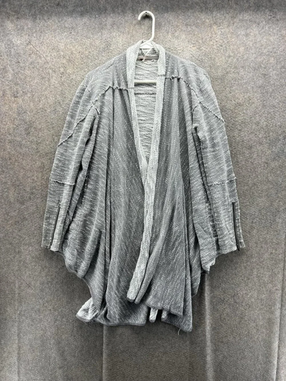 Free People Cardigan Sweater Womens XS Gray V Neck Dolman Sleeve Relaxed Knit